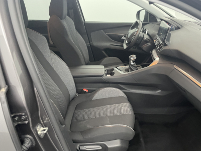 Peugeot 5008 PureTech 130ch S&S BVM6 Active Pack