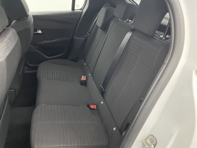Peugeot 208 PureTech 100 S&S EAT8 Active Pack