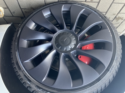 Tesla Model 3 Performance AWD