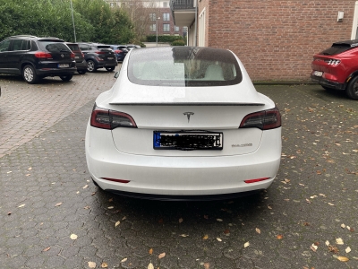 Tesla Model 3 Performance AWD