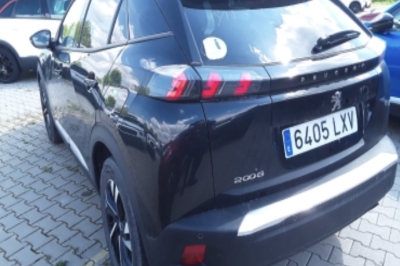 Peugeot 2008 Allure 1.2 PureTech 100HP S&S 6MT