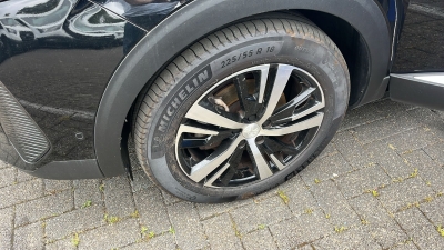 Peugeot 5008 1.2 Puretech 130ch EAT8 GT