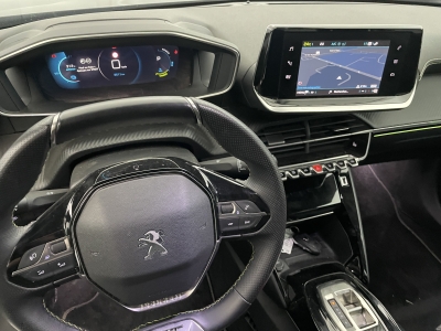 Peugeot e-2008 136 ch GT