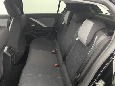 Opel Astra 156 ch & Batterie 54 kWh