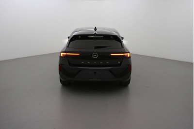 Opel Astra 156 ch & Batterie 54 kWh