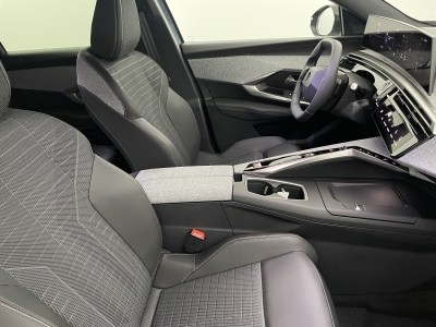 Peugeot 3008 NOUVEAU Hybrid 145 e-DCS6 Allure