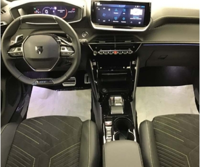 Peugeot 2008 NOUVEAU PureTech 130 S&S EAT8 GT