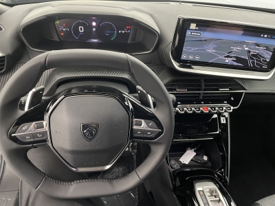 Peugeot 2008 NOUVEAU Hybrid 136 e-DCS6 Allure
