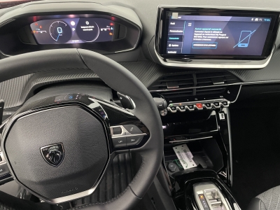 Peugeot 2008 NOUVEAU Hybrid 136 e-DCS6 Allure