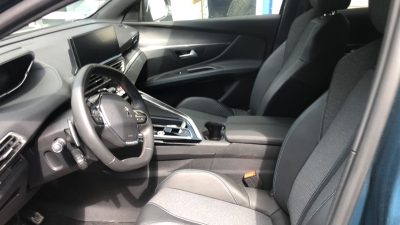 Peugeot 3008 Hybrid 136 e-DCS6 Allure Pack