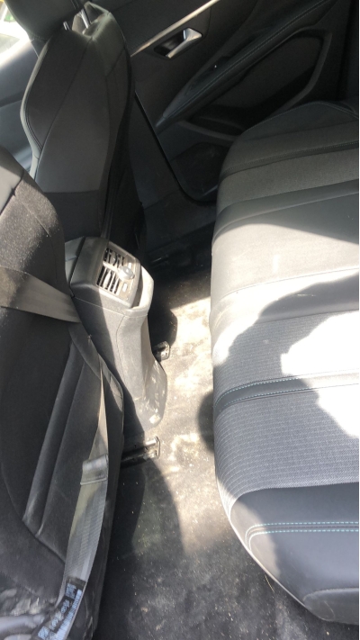 Peugeot3008Hybrid 136 e-DCS6 Allure Pack