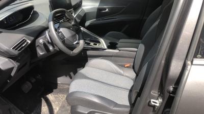 Peugeot3008Hybrid 136 e-DCS6 Allure Pack