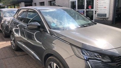 Peugeot 3008 Hybrid 136 e-DCS6 Allure Pack