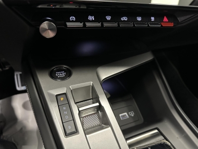 Peugeot 308 BEV 54KWH 156 FIRST EDITION GPS RADAR AV AR+CAM KEYLESS