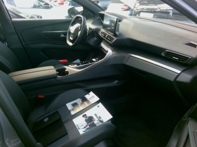 Peugeot 3008 Hybrid 136 e-DCS6 Allure Pack