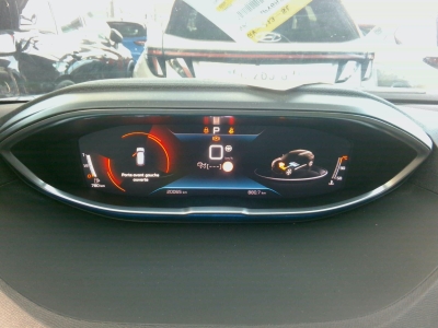 Peugeot 3008 Hybrid 136 e-DCS6 Allure Pack