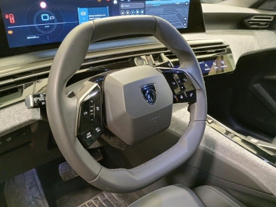 Peugeot 3008 NOUVEAU Hybrid 145 e-DCS6 Allure