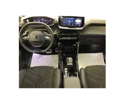 Peugeot 2008 NOUVEAU PureTech 130 S&S EAT8 GT