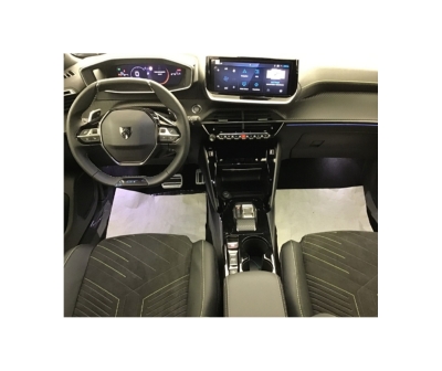 Peugeot 2008 NOUVEAU PureTech 130 S&S EAT8 GT