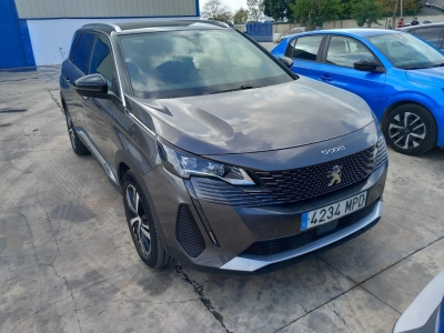 Peugeot 5008 Hybrid 136 e-DCS6 GT