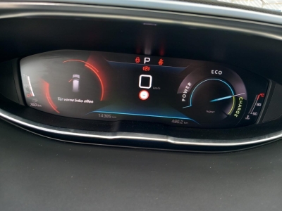 Peugeot 5008 Hybrid 136 e-DCS6 GT