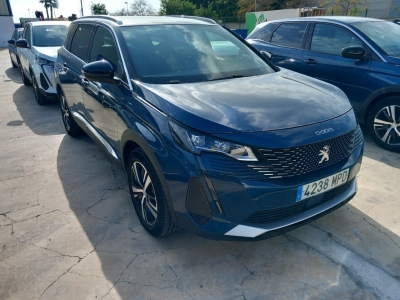 Peugeot 5008 Hybrid 136 e-DCS6 GT