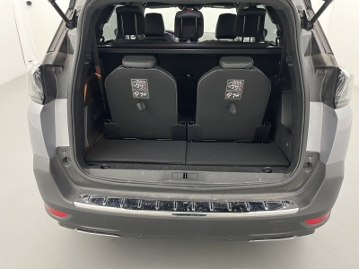 Peugeot 5008 Hybrid 136 e-DCS6 GT