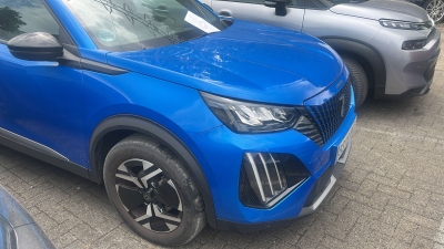 Peugeot 2008 NOUVEAU PureTech 130 S&S EAT8 Allure