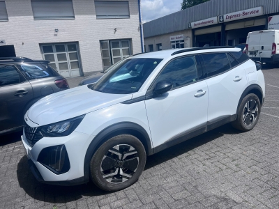 Peugeot 2008 NOUVEAU PureTech 130 S&S EAT8 Allure