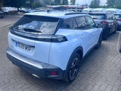 Peugeot 2008 NOUVEAU PureTech 130 S&S EAT8 Allure