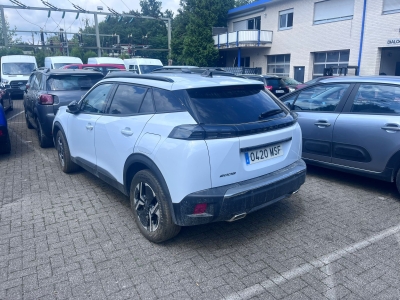 Peugeot 2008 NOUVEAU PureTech 130 S&S EAT8 Allure