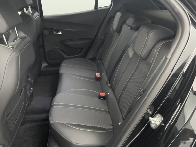 Peugeot 2008 NOUVEAU PureTech 130 S&S EAT8 GT