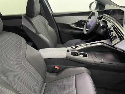 Peugeot 3008 NOUVEAU Hybrid 145 e-DCS6 Allure
