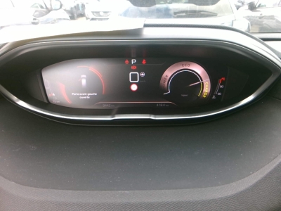 Peugeot 5008 Hybrid 136 e-DCS6 GT