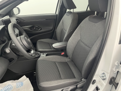 Toyota YARIS CROSS 130h 2WD Teamplayer Design