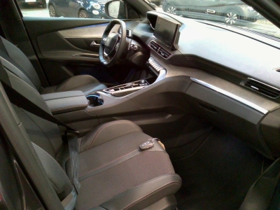 Peugeot 5008 PureTech 130ch S&S EAT8 GT