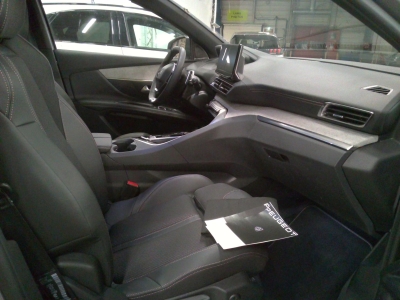 Peugeot 3008 Hybrid 136 e-DCS6 GT