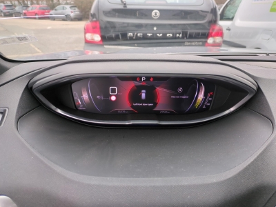 Peugeot 3008 Hybrid 136 e-DCS6 GT