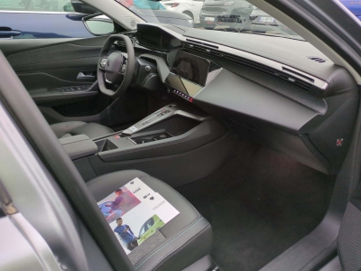 Peugeot 408 Hybrid 136 e-DCS6 Allure