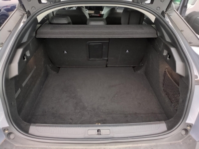 Peugeot 408 Hybrid 136 e-DCS6 Allure