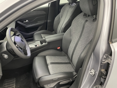 Peugeot 408 Hybrid 136 e-DCS6 Allure
