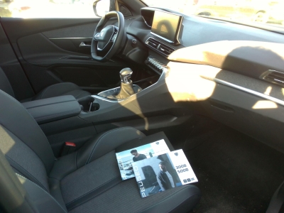 Peugeot 3008 PureTech 130ch S&S BVM6 Allure Pack
