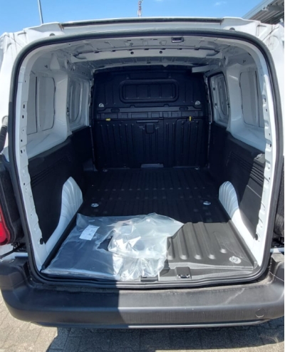 Opel Combo COMBO-E XL 750 KG ELECTRIQUE 100 KW BATTERIE 50 KWH (OLD MODEL)