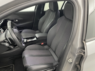Peugeot 208 Hybrid 100 e-DCS6 GT
