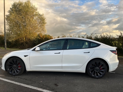 Tesla Model 3 Performance AWD