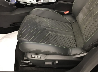 Peugeot 2008 NOUVEAU Hybrid 145 e-DCS6 GT