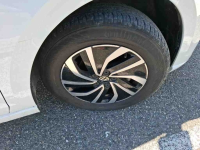 Volkswagen Polo 1.0 TSI 95 S&S BVM5 Life Business