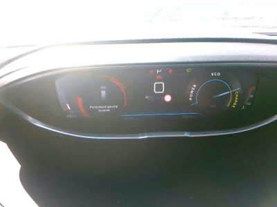 Peugeot 5008 Hybrid 136 e-DCS6 GT