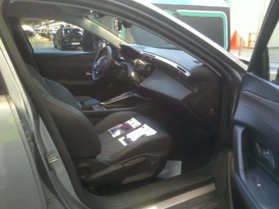 Peugeot 408 PureTech 130 ch S&S EAT8 Allure