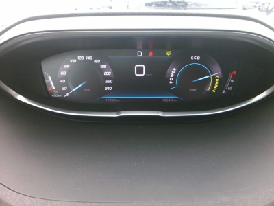 Peugeot 3008 Hybrid 136 e-DCS6 Allure Pack